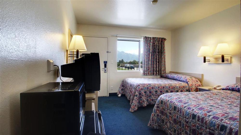 Econo Lodge Мидвейл Номер фото